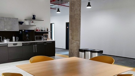 Pronájem kanceláře 50 m², Praha - Jinonice