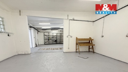 Pronájem garáže 192 m², Kladno