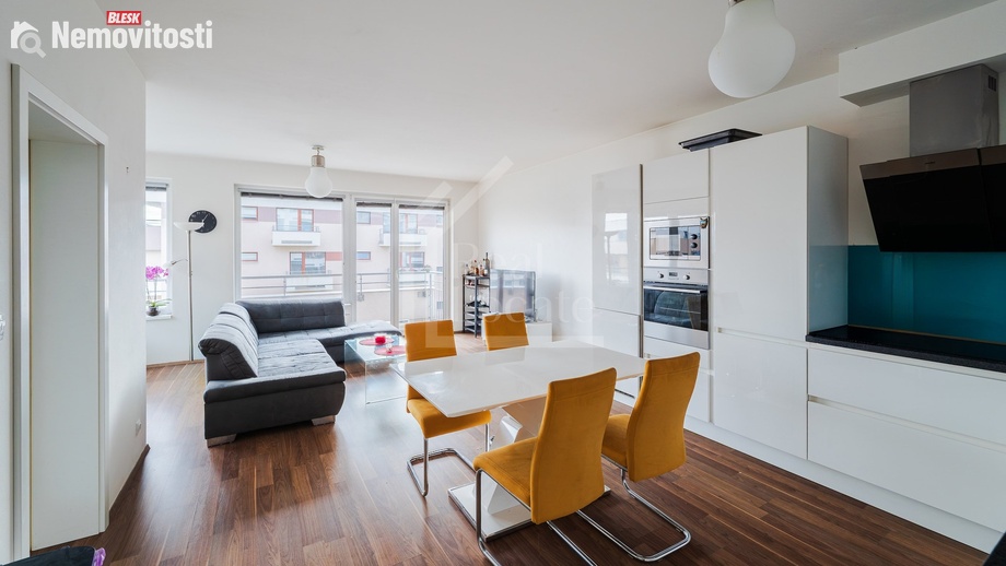 Pronájem bytu 2+kk 70 m², Praha - Kamýk