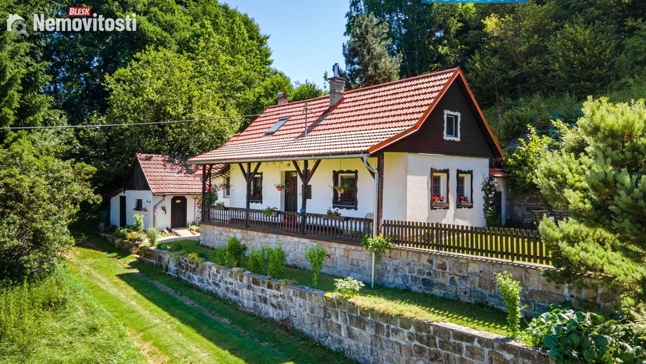 Prodej chalupy 60 m², Dolní Dobrouč