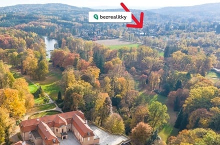 Prodej stavebního pozemku 2 466 m², Kamenice - Štiřín