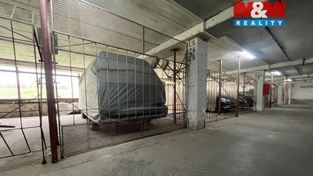 Prodej garážového stání 18 m², Praha 9