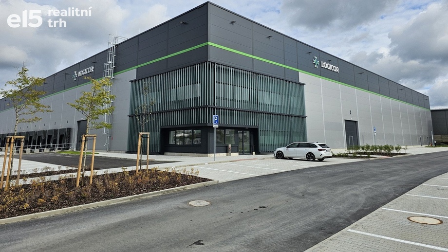 Pronájem výrobního prostoru 4 240 m², Praha