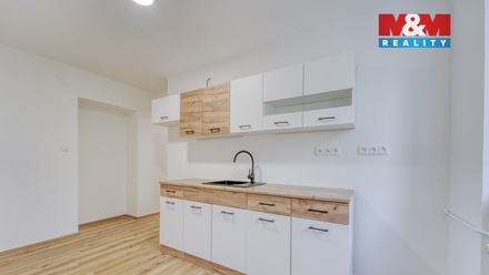 Prodej bytu 2+1 60 m², Klatovy