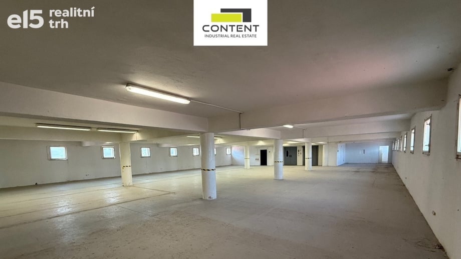 Pronájem skladu 3 000 m², Kostěnice