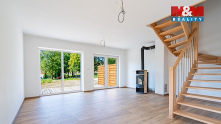 Prodej bytu 3+kk 83 m², Černá v Pošumaví