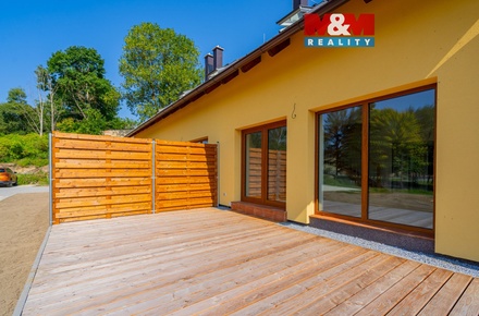 Prodej bytu 3+kk 83 m², Černá v Pošumaví