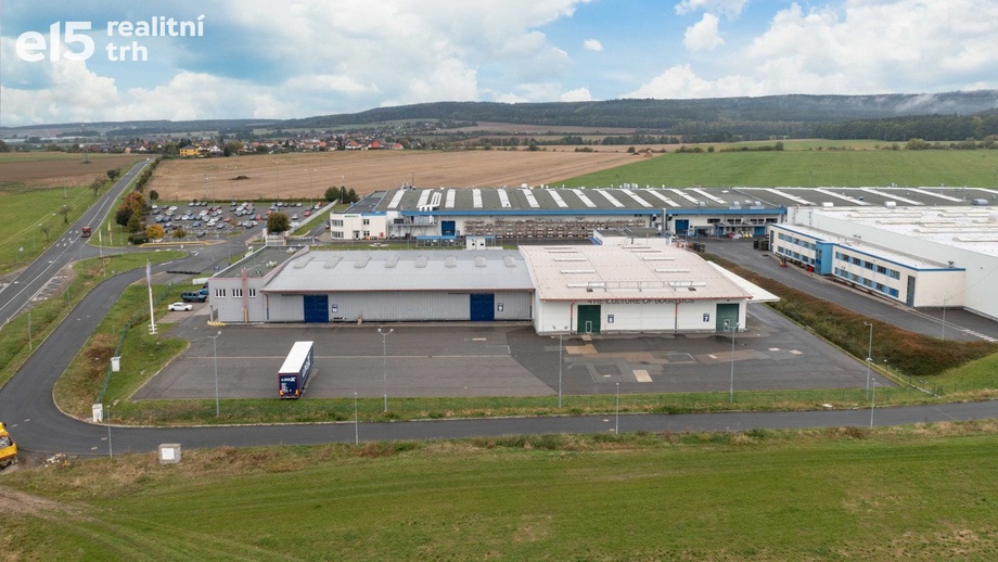 Pronájem výrobního prostoru 1 866 m², Volduchy
