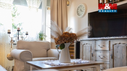 Prodej bytu 4+1 73 m², Postoloprty