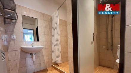 Pronájem bytu 1+kk 21 m², Jindřichův Hradec