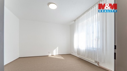 Pronájem bytu 3+kk 71 m², Bezno