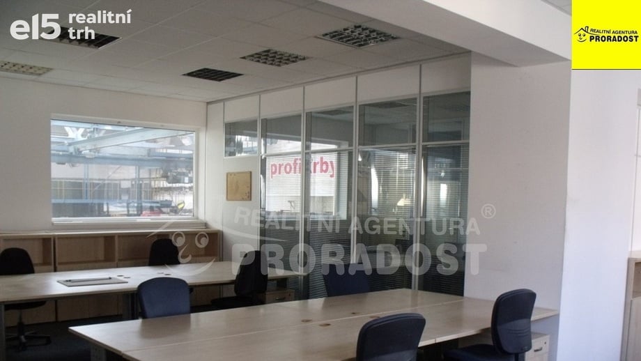 Pronájem kanceláře 173 m², Blansko