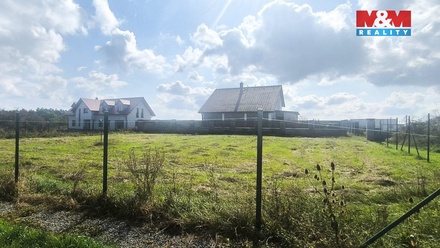 Prodej stavebního pozemku 900 m², Milostín