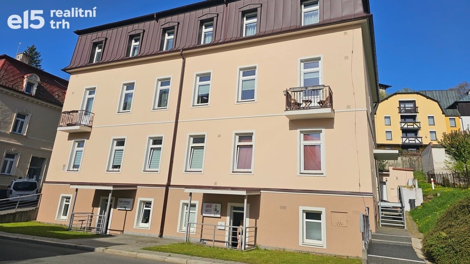 Pronájem obchodního prostoru 40 m², Mariánské Lázně