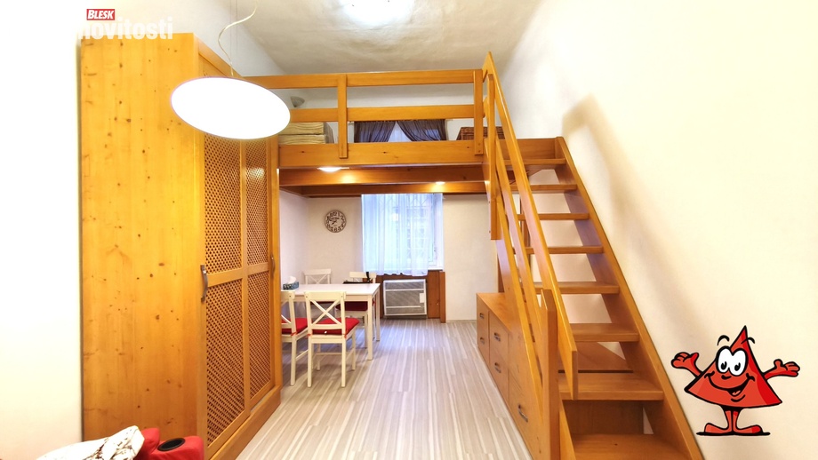 Pronájem bytu 1+kk 27 m², Praha - Nové Město