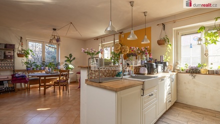 Prodej rodinného domu 220 m², Loucká