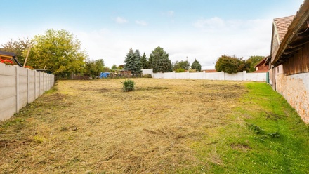 Prodej stavebního pozemku 933 m², Třibřichy