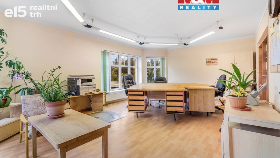 Pronájem kanceláře 127 m², Liberec (nečleněné město)