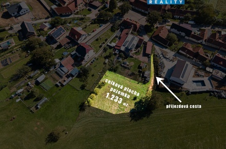 Prodej stavebního pozemku 1 233 m², Závist