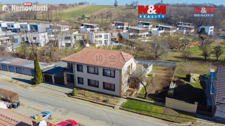 Prodej rodinného domu 250 m², Sobotovice