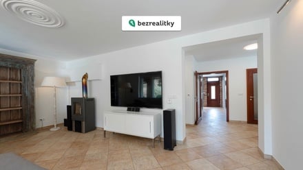 Prodej rodinného domu 209 m², Lány