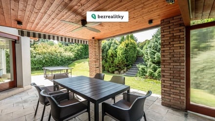 Prodej rodinného domu 209 m², Lány