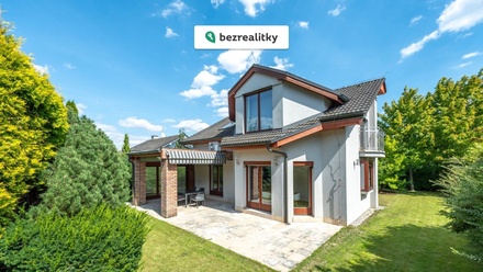 Prodej rodinného domu 209 m², Lány