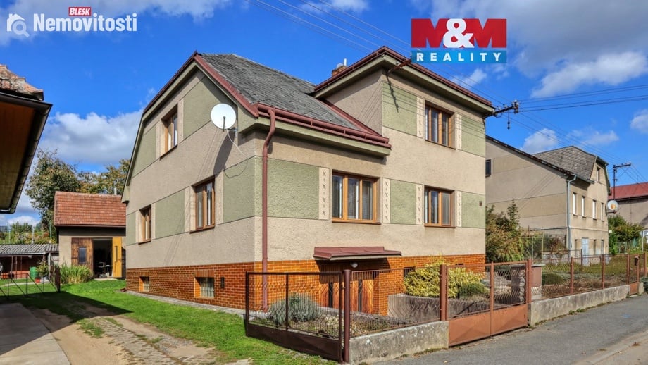 Prodej rodinného domu 200 m², Víska