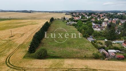 Prodej stavebního pozemku 17 521 m², Tábor - Náchod