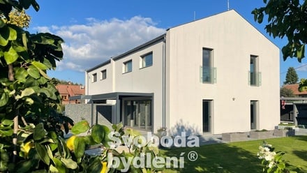 Prodej rodinného domu 161 m², Dobřejovice