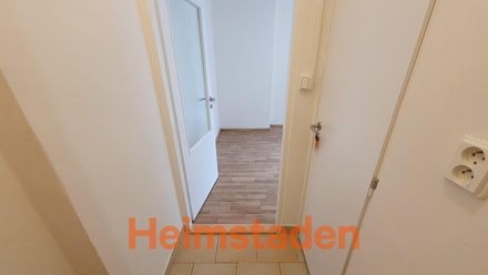 Pronájem bytu 1+kk 21 m², Karviná-Nové Město - Karviná - Nové město