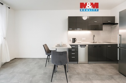 Prodej bytu 2+kk 42 m², Děčín