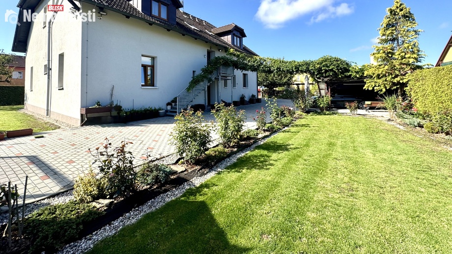 Prodej vícegeneračního domu 414 m², Bor