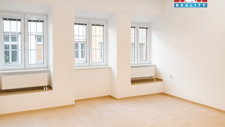 Pronájem obchodního prostoru 65 m², České Budějovice