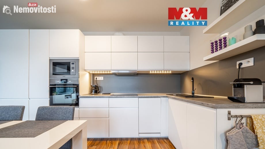 Prodej bytu 3+kk 77 m², Praha 12