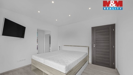 Prodej bytu 4+1 97 m², Náchod