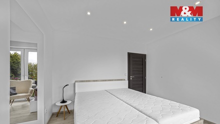 Prodej bytu 4+1 97 m², Náchod