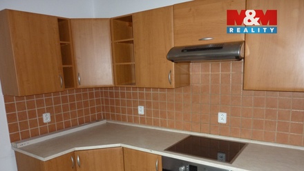 Prodej bytu 1+1 85 m², Červený Kostelec