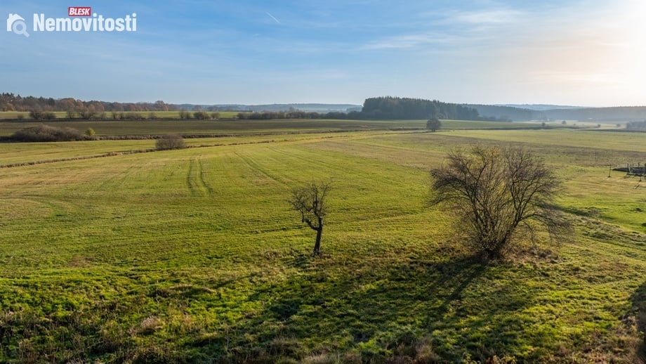 Prodej stavebního pozemku 1 157 m², Opařany - Skrýchov u Opařan