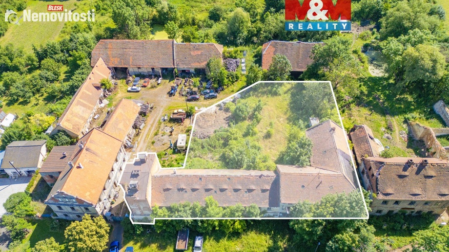 Prodej zemědělského objektu 1 000 m², Podbořany