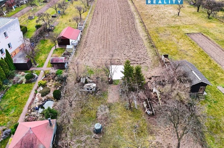 Prodej zahrady 1 812 m², Holasovice