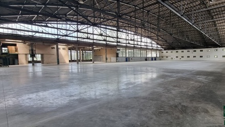 Pronájem skladu 6 800 m², Praha - Letňany