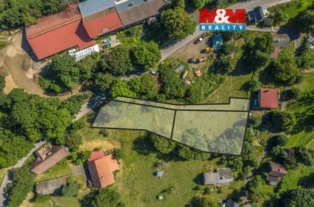 Prodej stavebního pozemku 2 008 m², Radostná pod Kozákovem