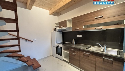 Pronájem rodinného domu 68 m², Kolinec