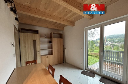 Pronájem rodinného domu 68 m², Kolinec