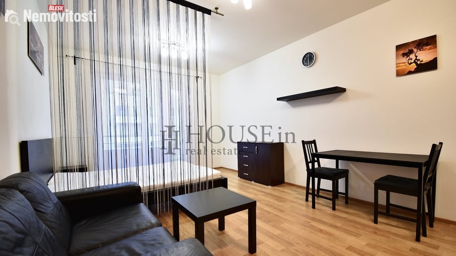 Pronájem bytu 1+kk 33 m², Praha - Letňany
