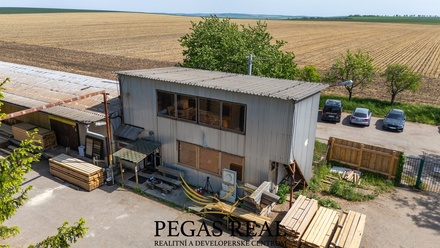 Prodej výrobního prostoru 6 455 m², Blažovice