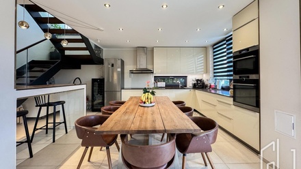 Prodej rodinného domu 260 m², Praha 9, Černý Most