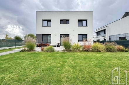 Prodej rodinného domu 260 m², Praha 9, Černý Most