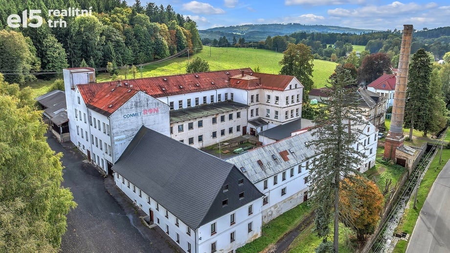 Prodej výrobního prostoru 4 913 m², Lipová